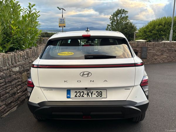 HYUNDAI KONA HYBRID AUTOMATIC NEW MODEL AS NEW 395634789