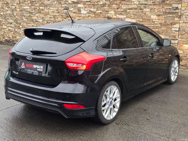 171 Ford Focus ST-Line 395747591