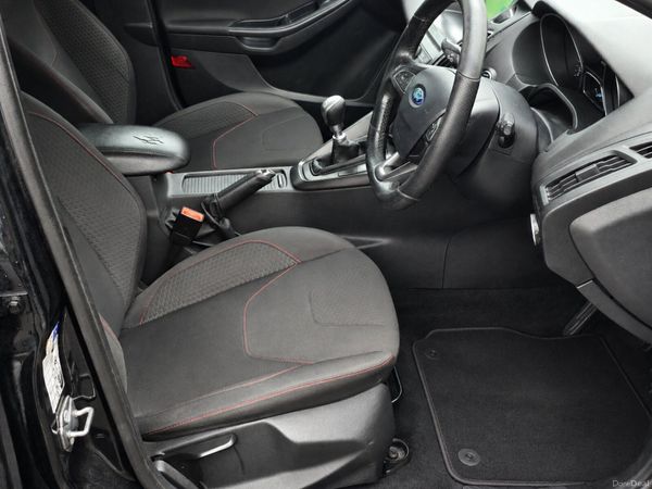 171 Ford Focus ST-Line 395747593