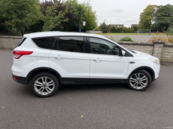 Ford Kuga 395773479