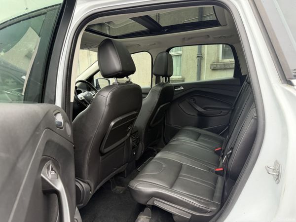 Ford Kuga 395773667