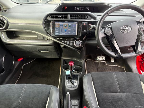 Toyota Aqua GS 395792253