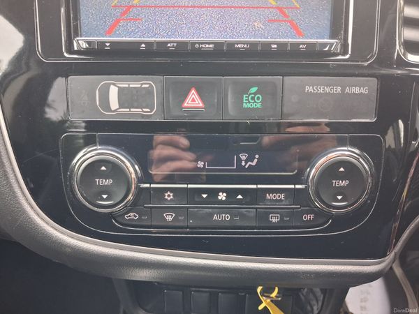 161 Mitsubishi Outlander  2.0 Petrol 4 Wheel Drive 395798983