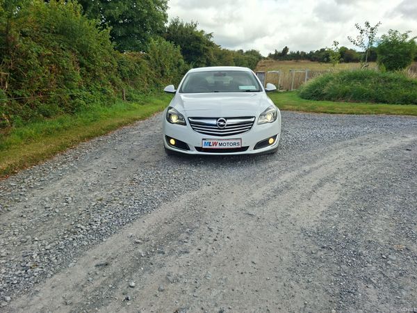 Opel Insignia "Elite Model" 2015 Top Spec, Low kms 395735957