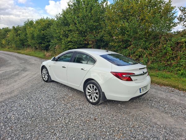 Opel Insignia "Elite Model" 2015 Top Spec, Low kms 395736393