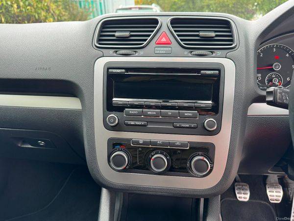 Volkswagen Scirocco 2014 395867147