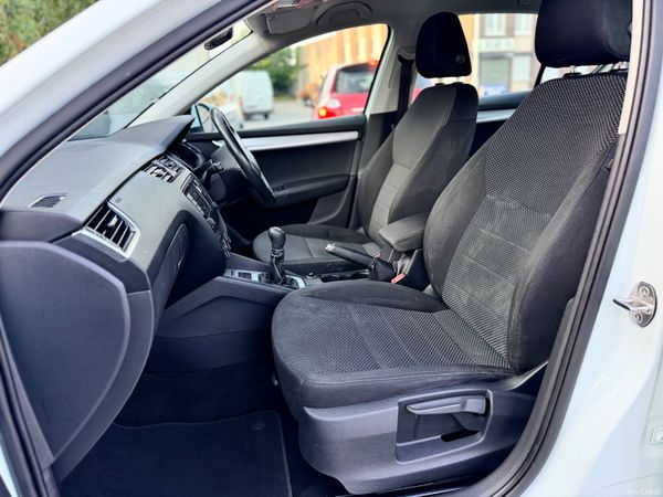 🔴 Skoda Octavia T.B/W.P Done High Spec 395871961