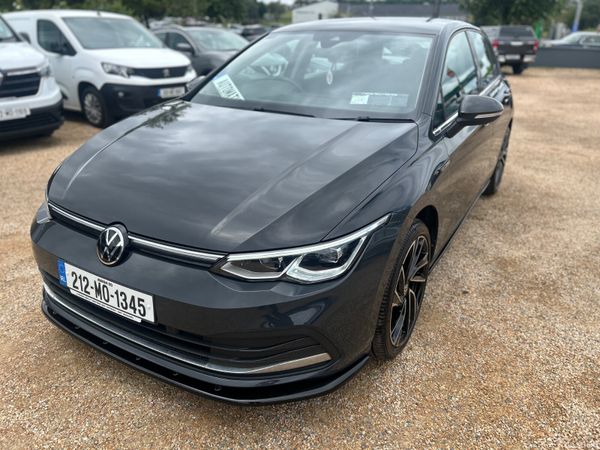 Volkswagen Golf style auto 395881799