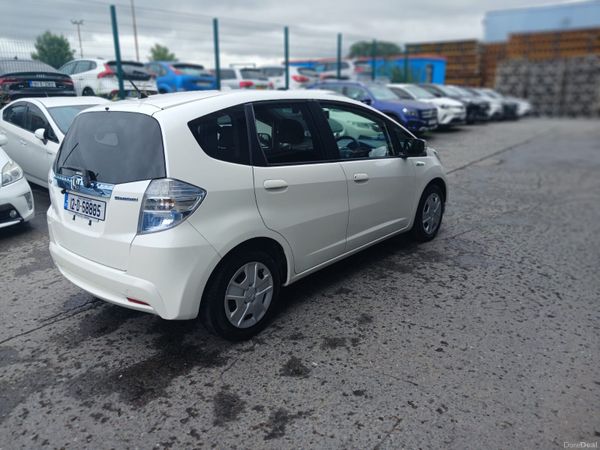 2012 Honda Fit  Hybrid Automatic/ Car Play 395888011