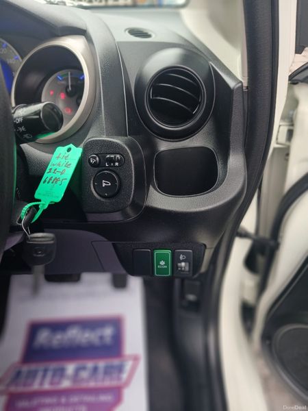 2012 Honda Fit  Hybrid Automatic/ Car Play 395888021