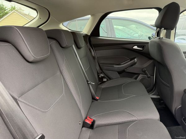 Ford Focus ZETEC EDITION 395800037