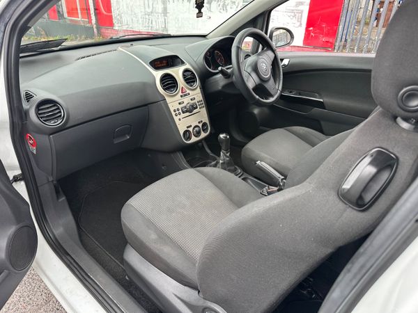 Opel/Vauxhall Corsa 1.0 Petrol NCT 395803651