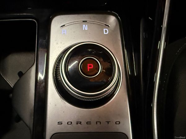 232 Kia Sorento K4 2.2D Auto / 7 Seat 395806901