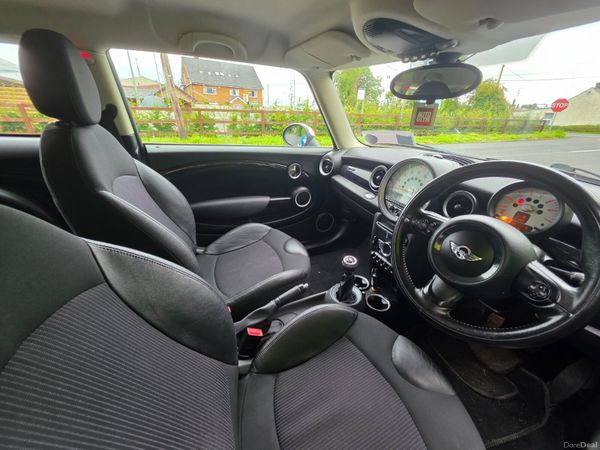 MINI COOPER D PIMLICO New Nct 08-27 Tax 04-27 395810725