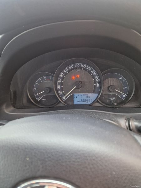 Toyota Auris 1.4 D4D Terra 395813243