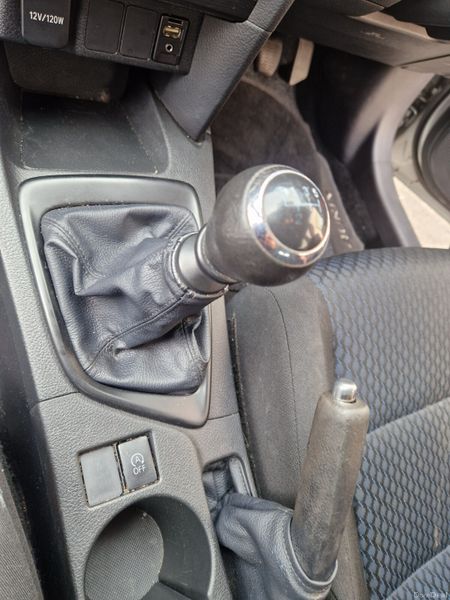 Toyota Auris 1.4 D4D Terra 395813249