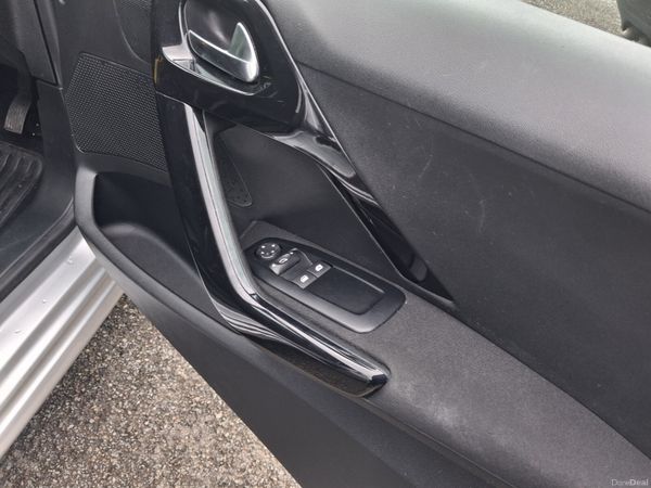 151 Peugeot 208 ***DEPOSIT TAKEN*** 395814663