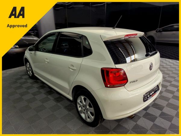 🚗 2013 Vw Polo Highline Auto | Only 87,000km 🚗 395817365