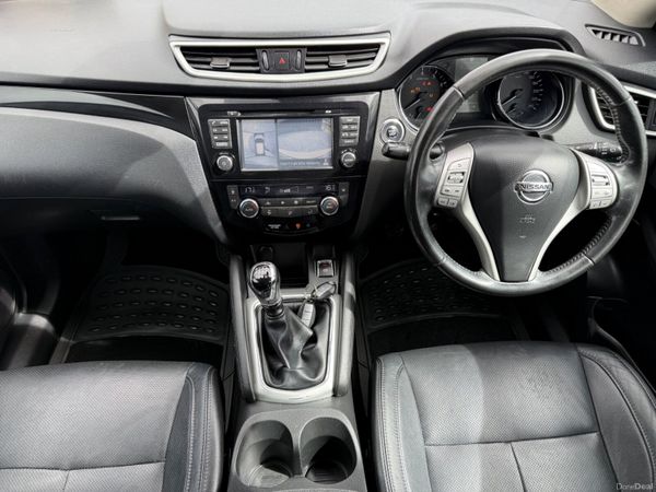2017 Nissan Qashqai 1.2 Petrol Premium 395928433