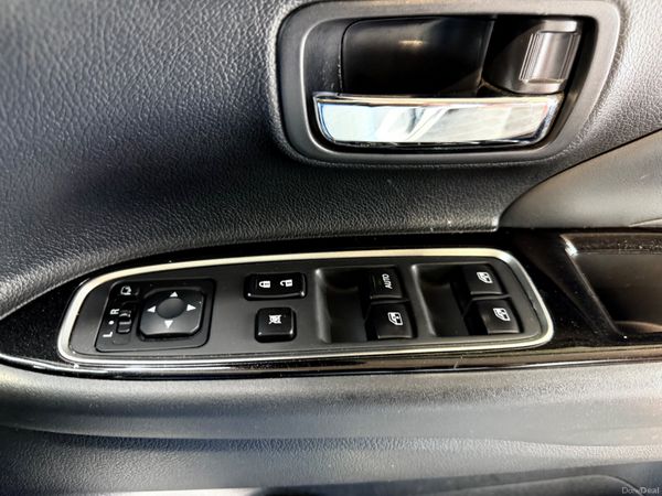 2018 Mitsubishi Outlander 2.0 Petrol Plug in Hybri 395930275