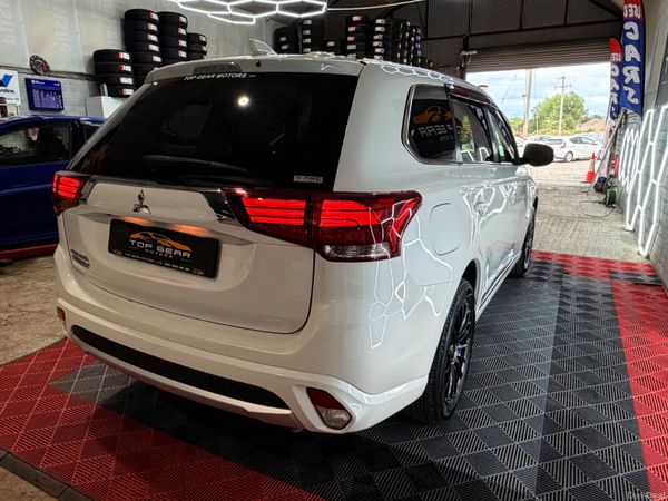 2018 Mitsubishi Outlander 2.0 Petrol Plug in Hybri 395930295