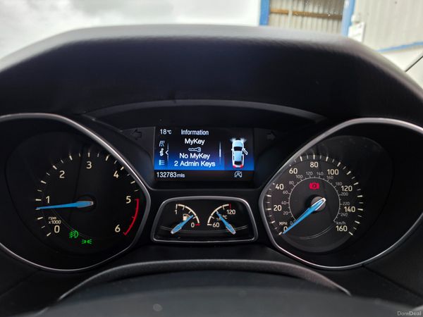 Ford Focus 2016 1.5 tdci high spec Titanium model 396074093