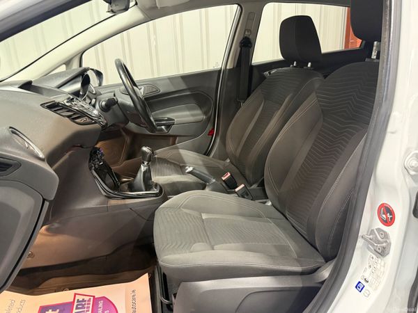 2015 Ford Fiesta 1.2 Petrol 396164453