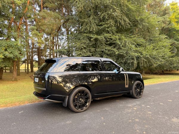 Land Rover Range Rover 2023 396165895