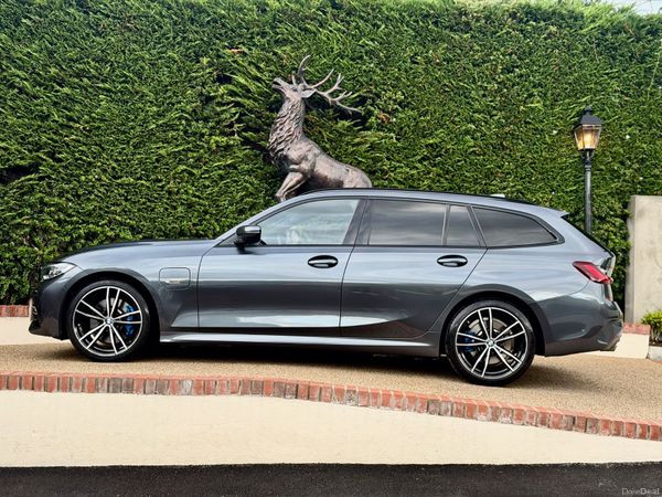 2022 BMW 330e M Sport PHEV 396170387