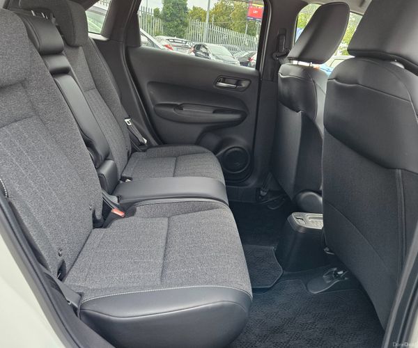 2022 Honda Fit e:HEV Basic Hybrid Automatic 396179161
