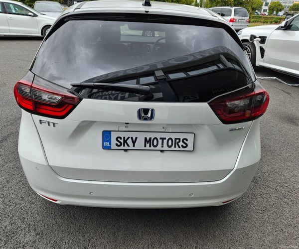 2022 Honda Fit e:HEV Basic Hybrid Automatic 396179165