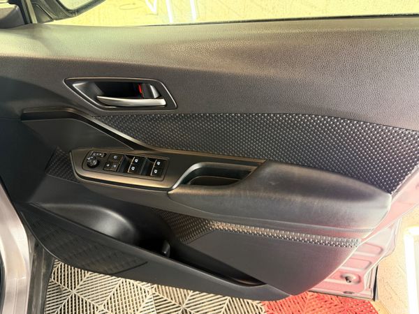 2017 Toyota CHR 1.8 Petrol Self charging Hybrid 396195505