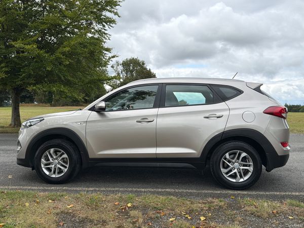 Hyundai Tucson 2016 Comfort Low Mileage 396111695