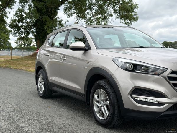 Hyundai Tucson 2016 Comfort Low Mileage 396111753