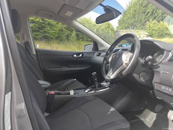 Nissan Pulsar 2015 396272595
