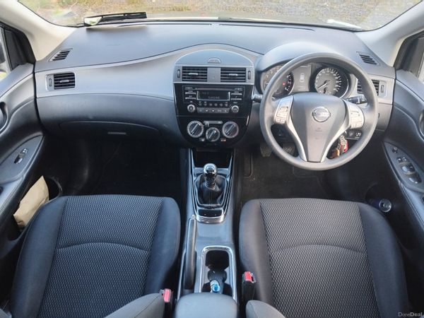 Nissan Pulsar 2015 396278323