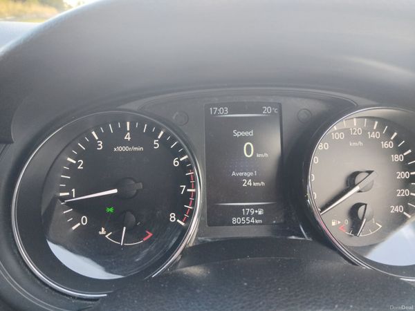 Nissan Pulsar 2015 396278329