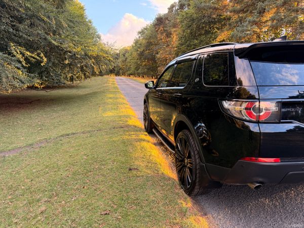 Land Rover Discovery Sport 7 Seater 396281577