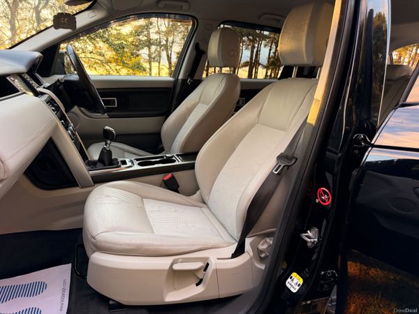 Land Rover Discovery Sport 7 Seater 396281511