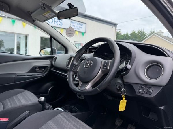 Toyota Yaris LUNA 396286723
