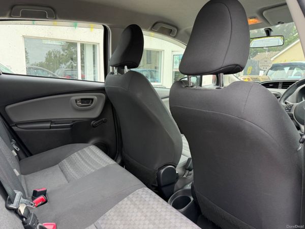 Toyota Yaris LUNA 396286739