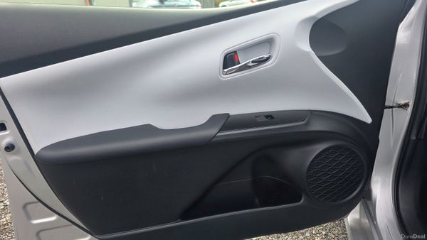 Toyota Prius | 1.8L Hybrid  |Self-Charging | Auto 396291075