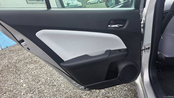Toyota Prius | 1.8L Hybrid  |Self-Charging | Auto 396291077
