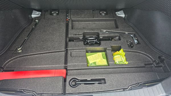Toyota Prius | 1.8L Hybrid  |Self-Charging | Auto 396291085