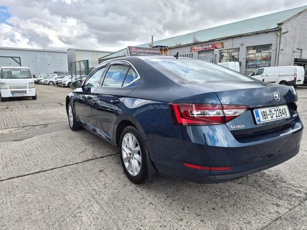 2018 Skoda Superb Manual 396201759