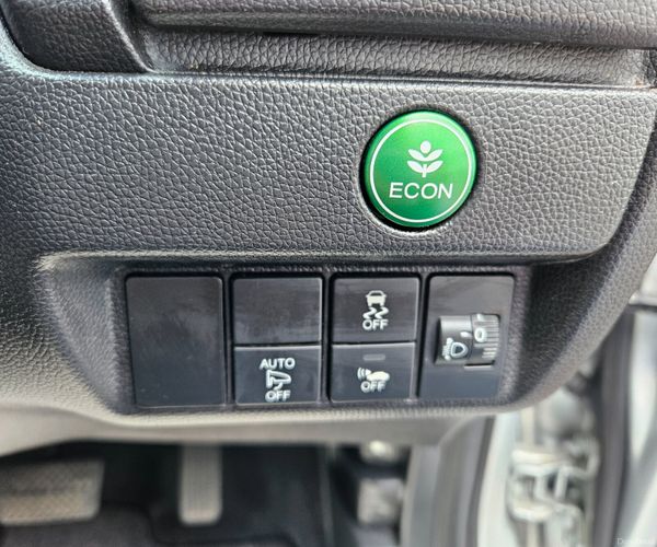 Honda Fit 2017 396205479