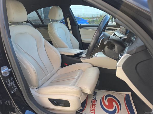 BMW 5-Series 2019 M-PERFORMCE PACK LOW KMS 396343485