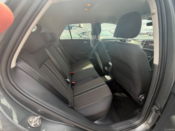 192 Volkswagen T-Roc 1.6TDI DESIGN 396357649
