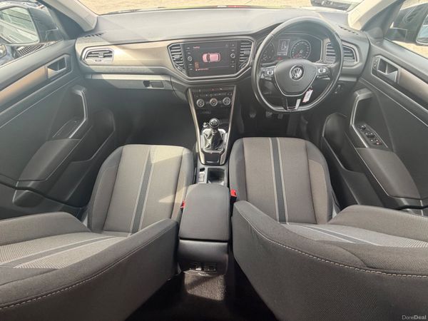 192 Volkswagen T-Roc 1.6TDI DESIGN 396357651