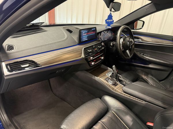 2017 BMW 520D M-Sport 396399423